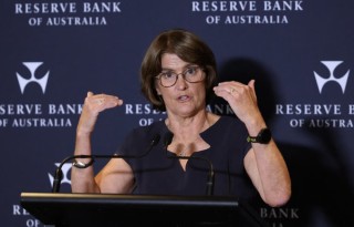 澳币AUDUSD背后惊现史诗级内讧！澳洲联储 5:4投票加息释放极端信号，通胀彻底失控？