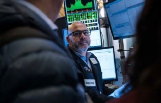 盘前：道指期货涨0.8% 微软与Meta飙升