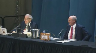 巴菲特：配置现金的机会很可能在未来五年内出现