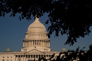 政府“停摆”一个月 美国错过了多少“截止日期”？