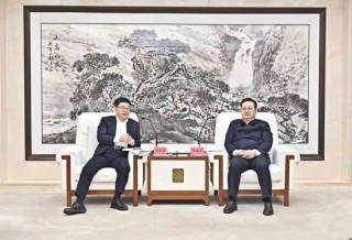 进出口银行董事长陈怀宇与雄安新区党工委书记、管委会主任张国华举行会谈