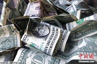 “股神”谢幕大会，巴菲特再谈关税：贸易不应成为武器