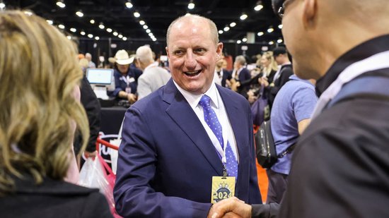 看看阿贝尔是如何一步一步成为巴菲特的接班人的  第1张