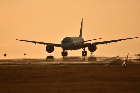 战投何时来?复飞何时定?欠薪何时发?幸福航空管理层如是回应 第1张 战投何时来?复飞何时定?欠薪何时发?幸福航空管理层如是回应 第1张