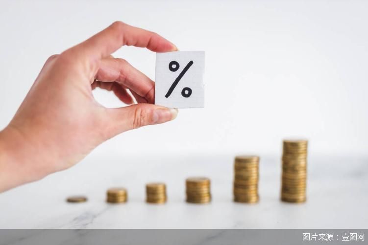 银行业“反内卷”热潮涌动 基层“最后一公里”待破局 第1张 银行业“反内卷”热潮涌动 基层“最后一公里”待破局 第1张