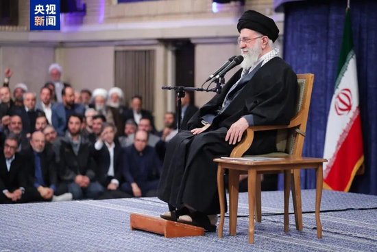 刚刚，特朗普称伊朗最高领袖已身亡！以军称打死伊朗革命卫队总司令和防长！霍尔木兹海峡被关闭  第4张