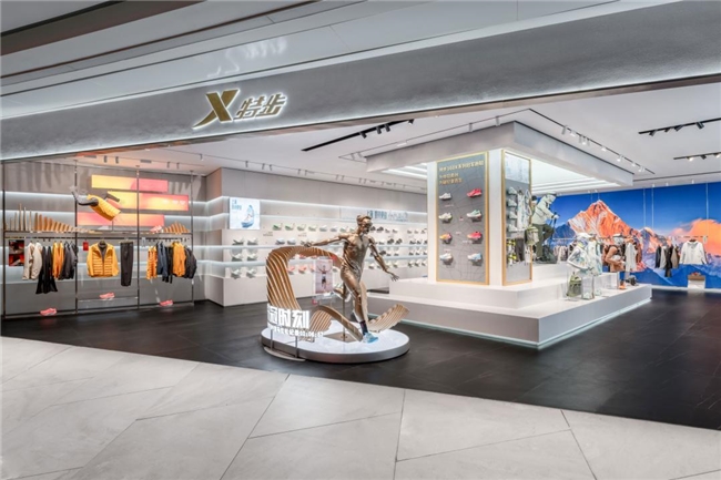 称霸Shopee、狂飙东南亚，特步如何让中国跑鞋跑赢全球化？  第12张